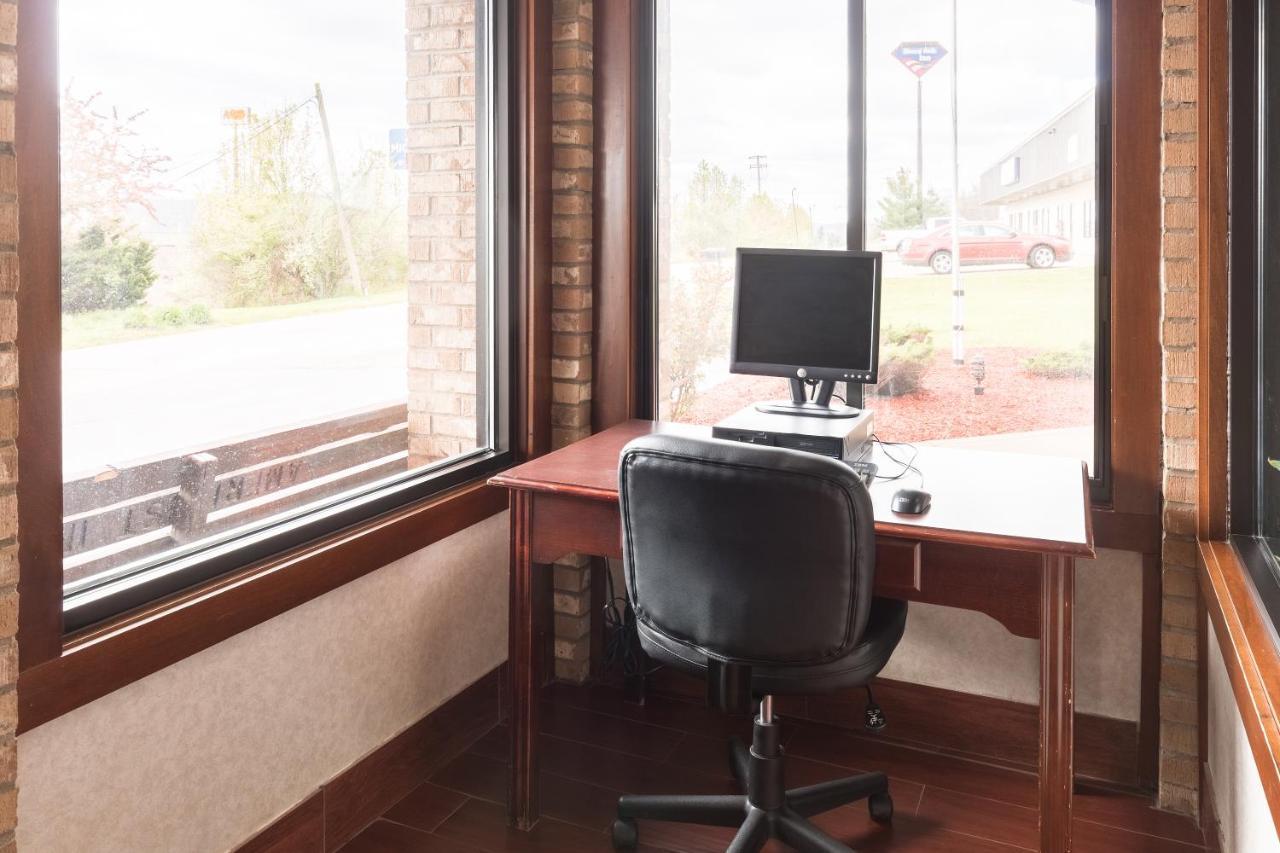 Quality Express Inn & Suites Mineral Wells エクステリア 写真